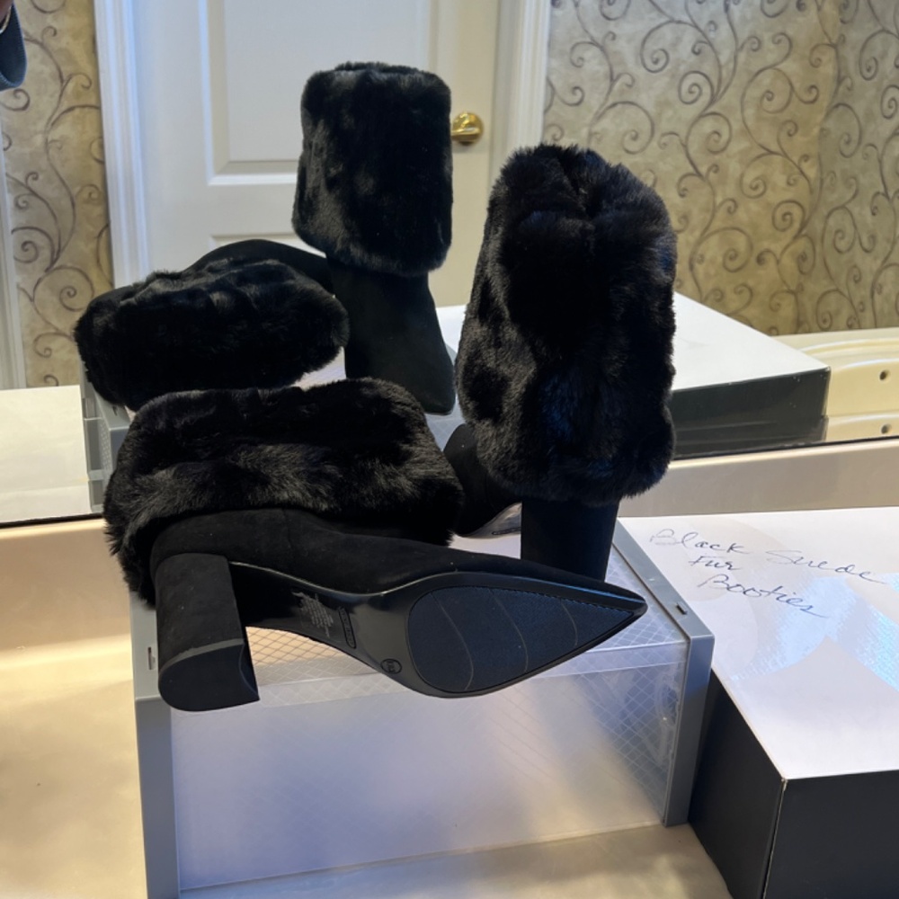 Nine West Chrissa Suede Ankle Booties (New) Size 10.5 - Picture 3 of 6